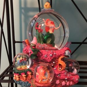 Little mermaid Snow Globe